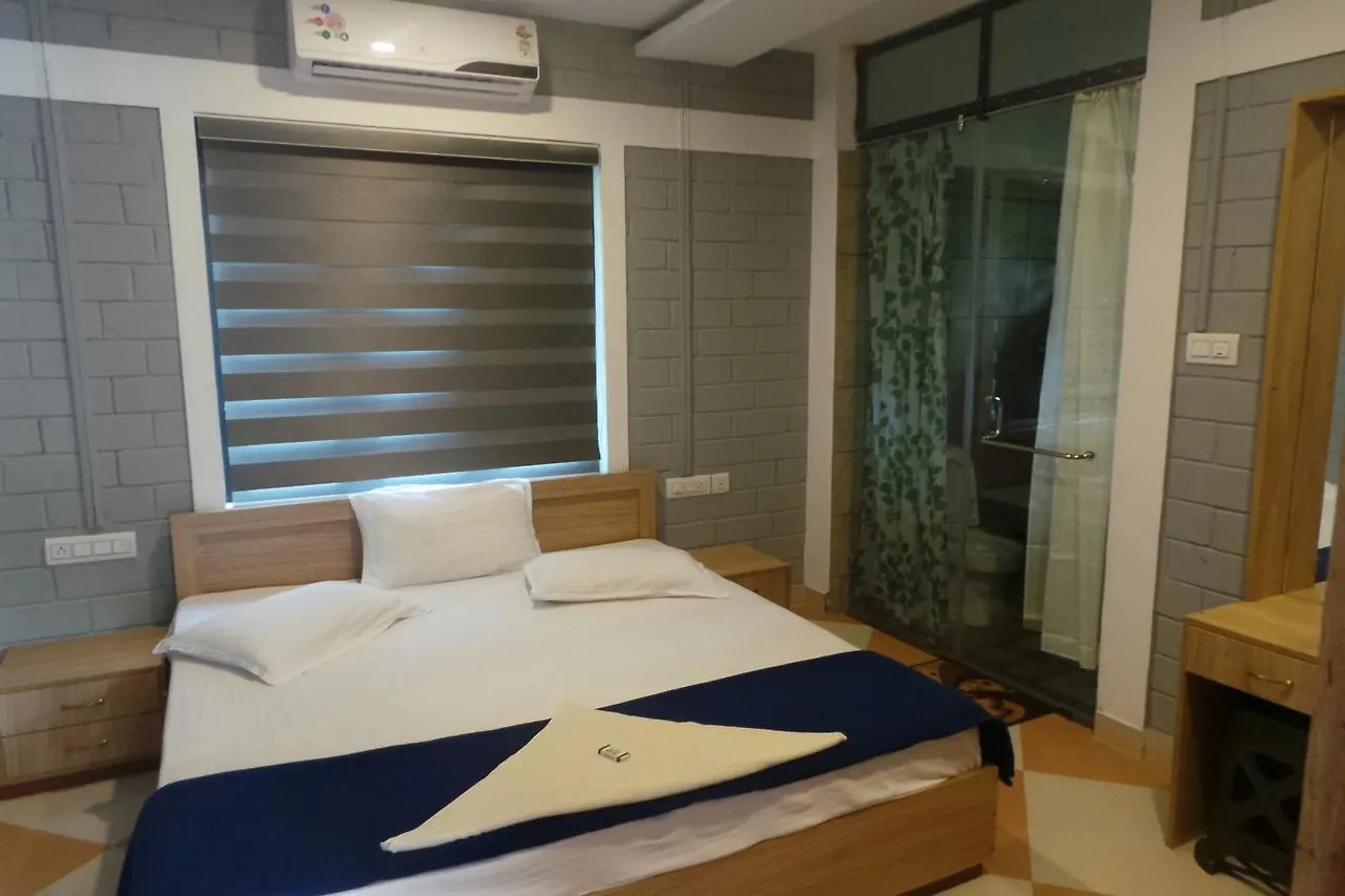Kanthanpara Resorts Meppadi